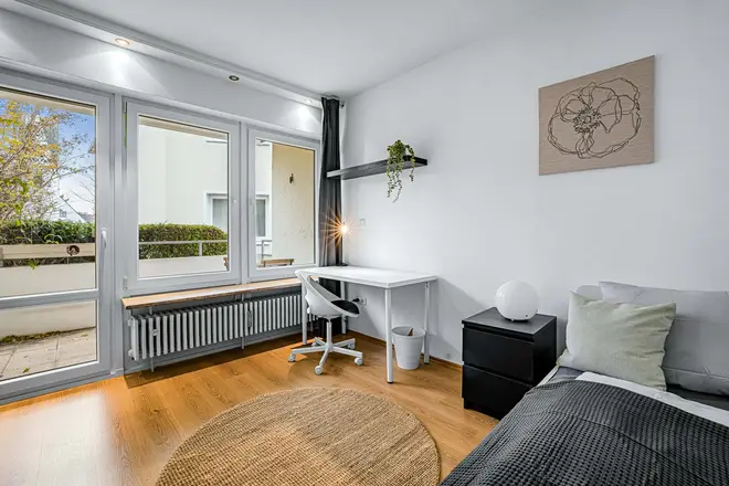 WG-Zimmer mit 15 m² in München – Bild 1