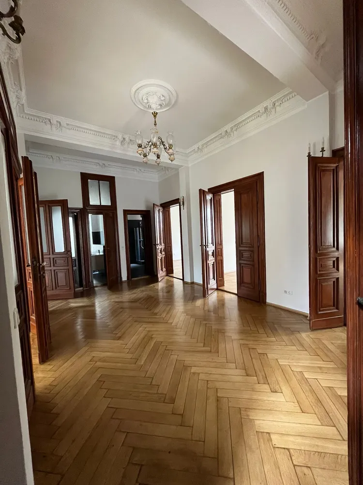 6 Zimmer Wohnung mit 180 m² in Leipzig – Bild 6