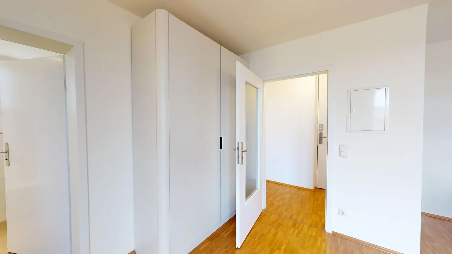 1 Zimmer Wohnung mit 33 m² in Erlangen – Bild 2
