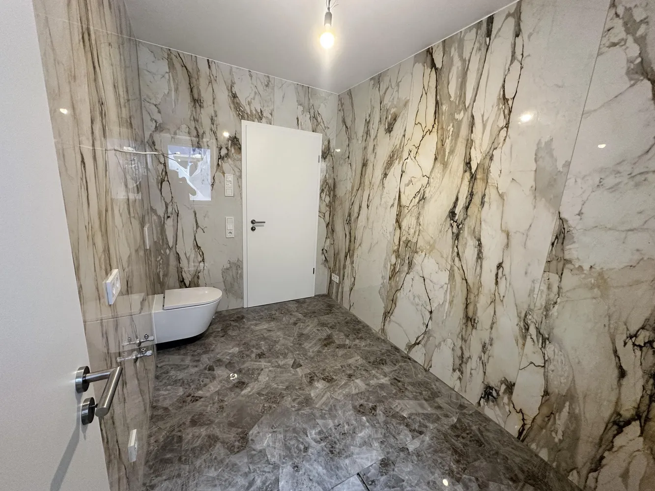 2 Zimmer Wohnung mit 76 m² in Neuwied – Bild 8