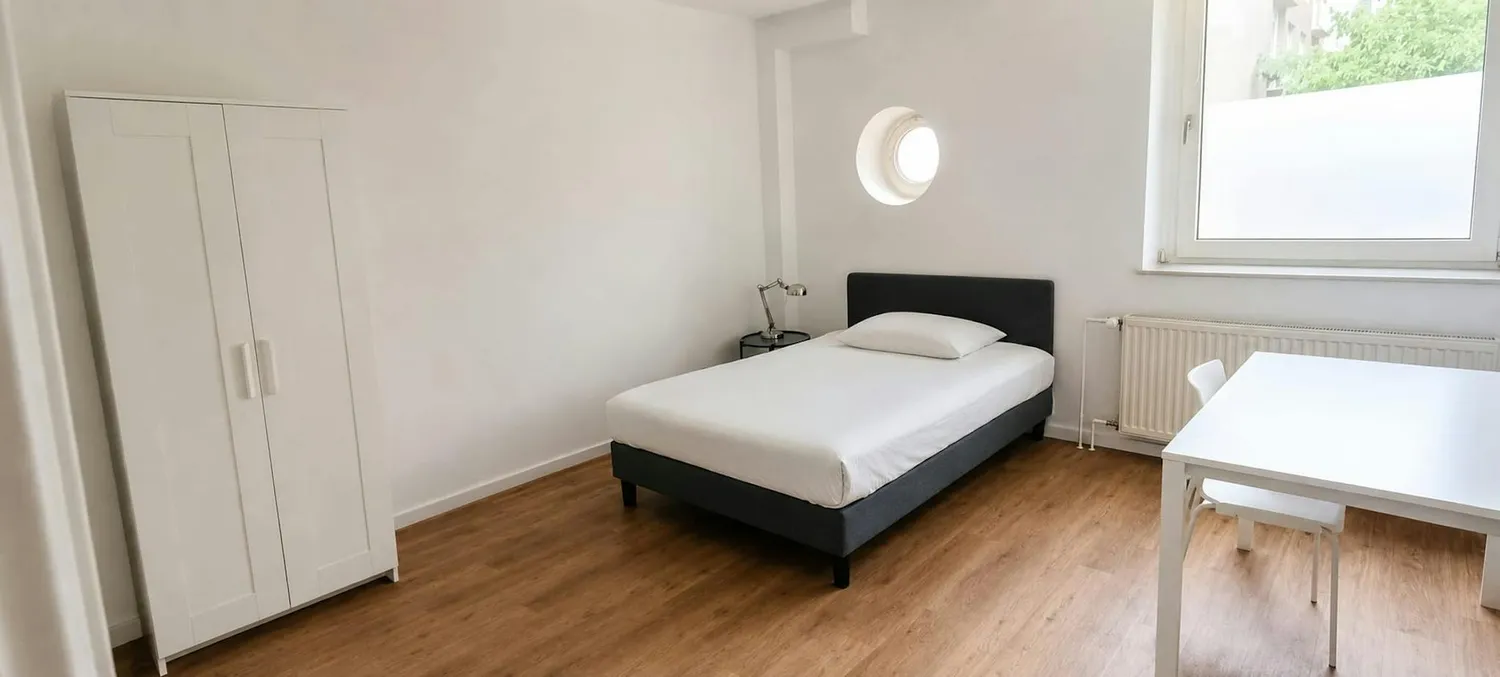 WG-Zimmer mit 20 m² in Düsseldorf – Bild 1