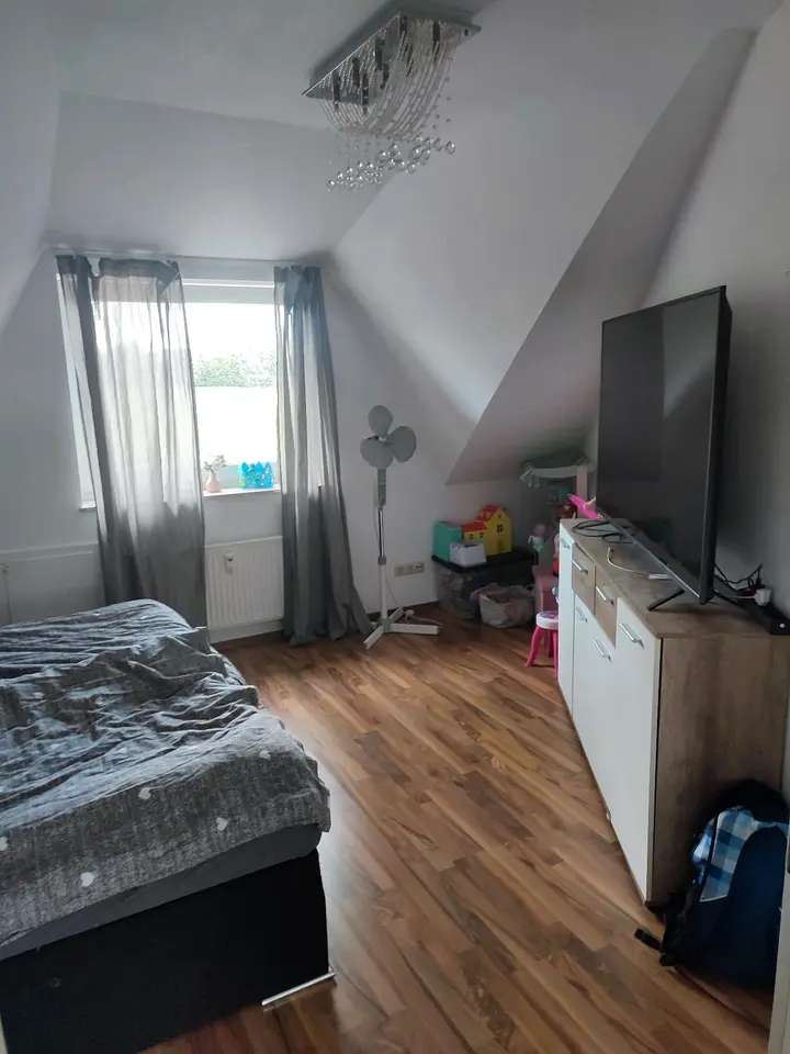 4 Zimmer Wohnung mit 87 m² in Neumünster – Bild 2