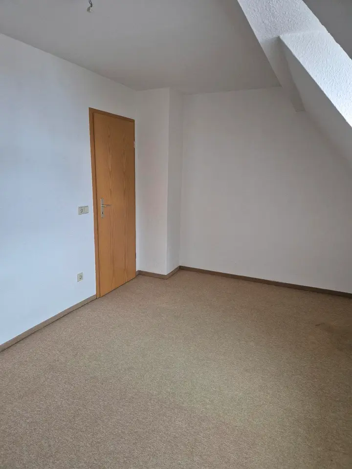 2 Zimmer Wohnung mit 39 m² in Plauen – Bild 3