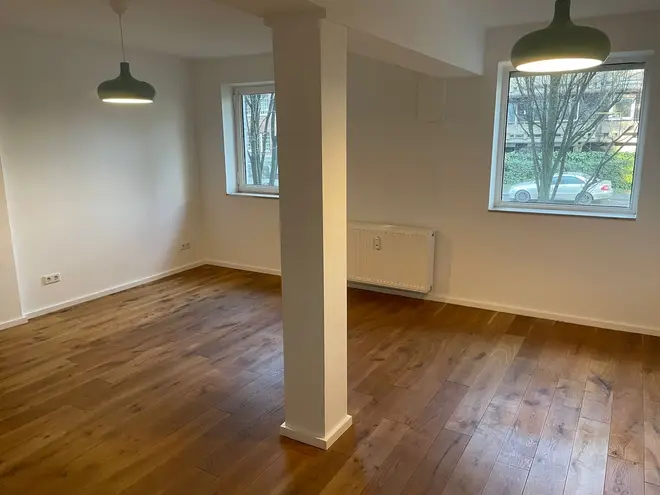 7 Zimmer Wohnung mit 191 m² in Düsseldorf – Bild 9