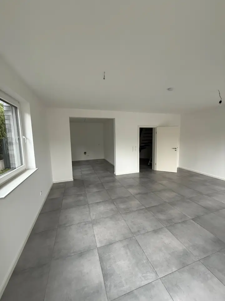 7 Zimmer Haus mit 158 m² in Bielefeld – Bild 1