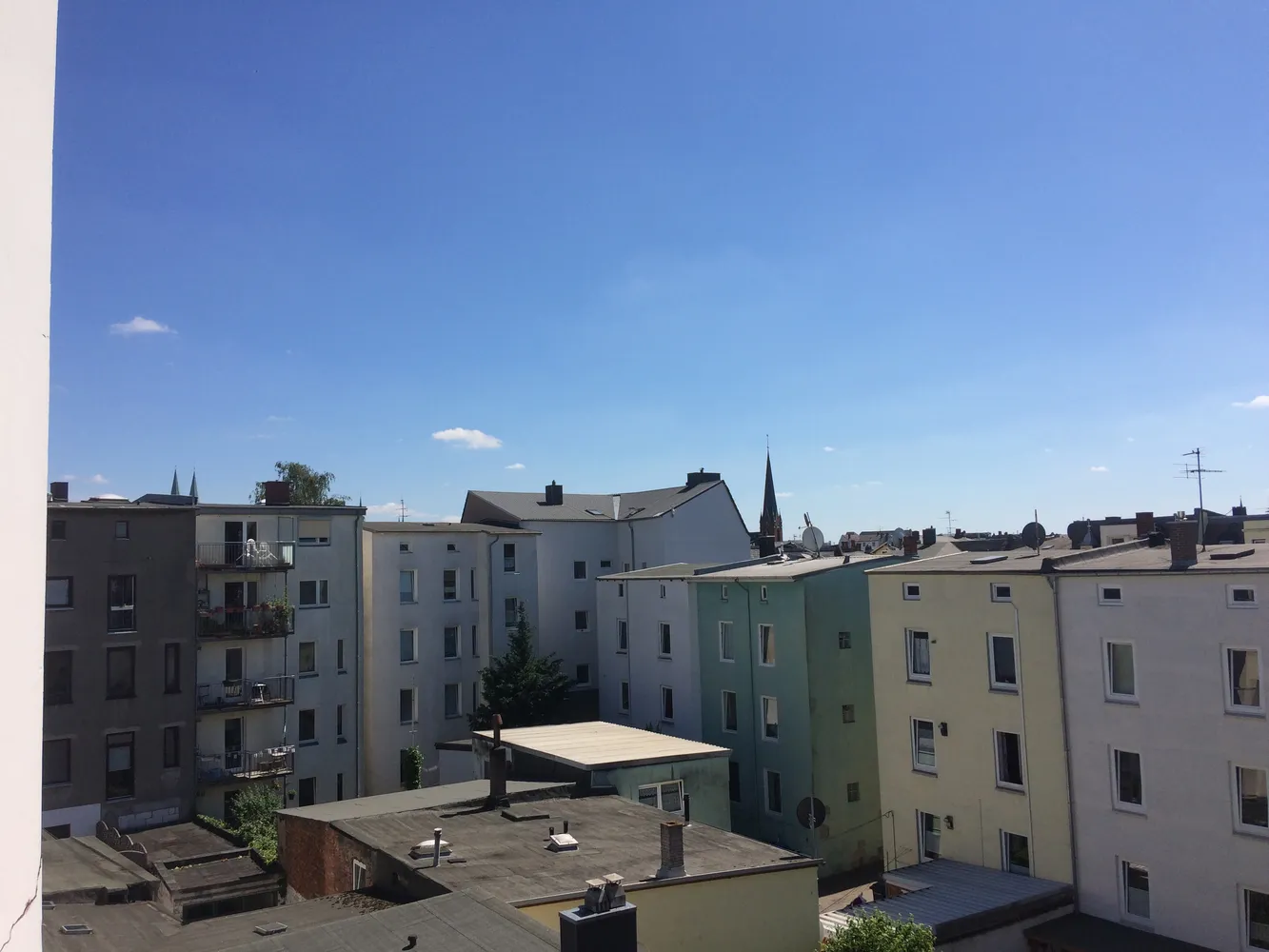 2 Zimmer Wohnung mit 50 m² in Lübeck – Bild 4