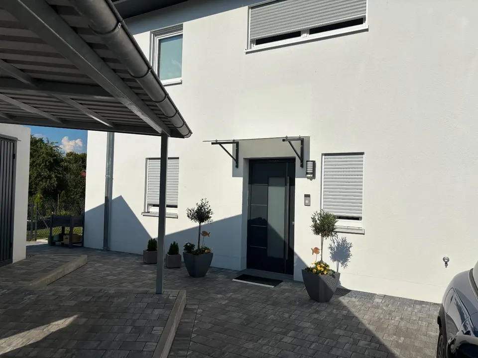 5 Zimmer Haus mit 128 m² in Landshut – Bild 1