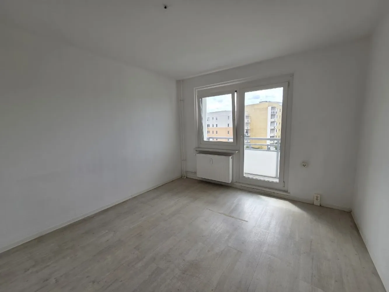 4 Zimmer Wohnung mit 66 m² in Brandenburg an der Havel – Bild 1