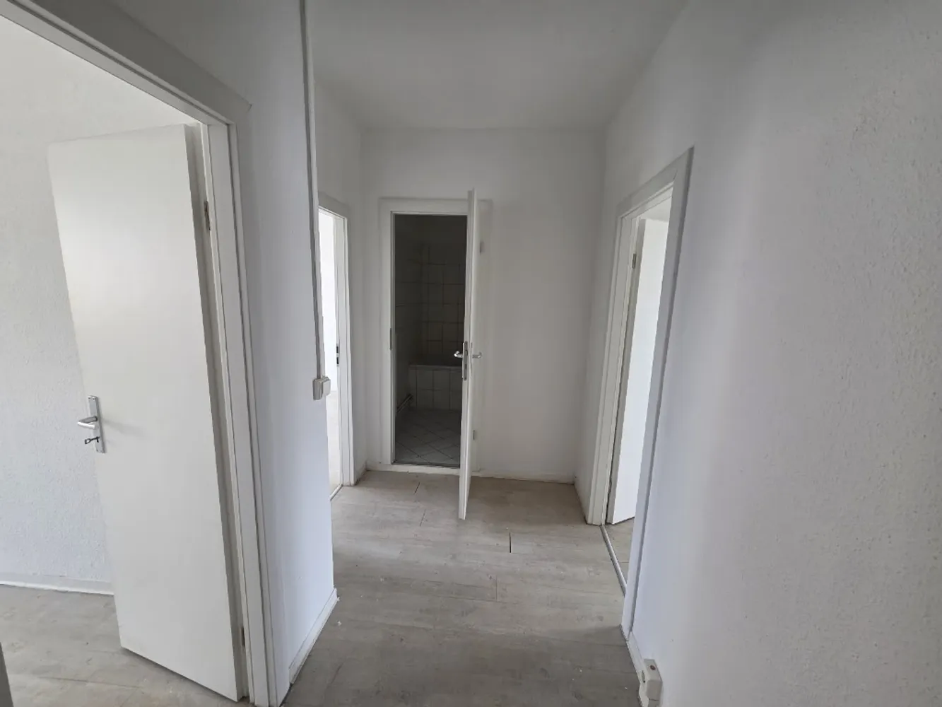 4 Zimmer Wohnung mit 66 m² in Brandenburg an der Havel – Bild 2