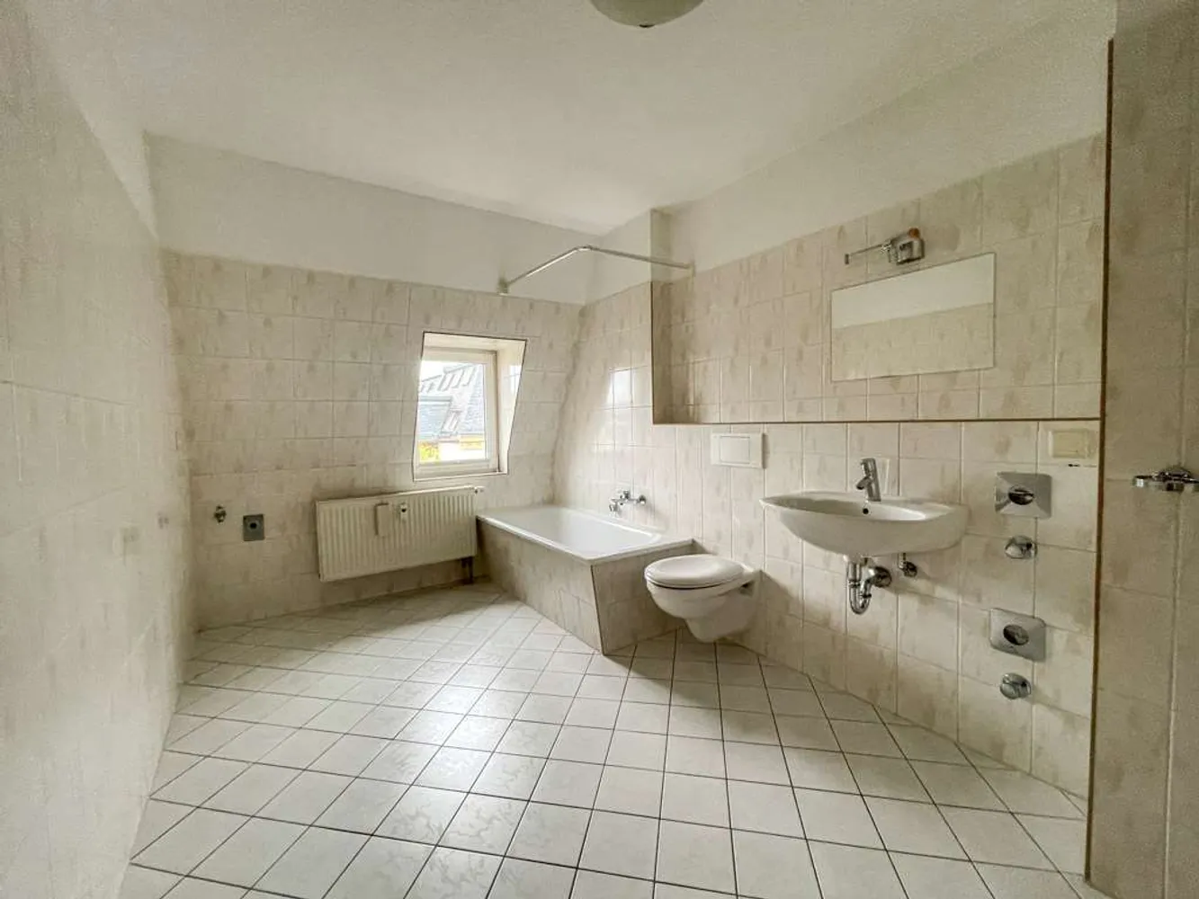 3 Zimmer Wohnung mit 88 m² in Zwickau – Bild 9