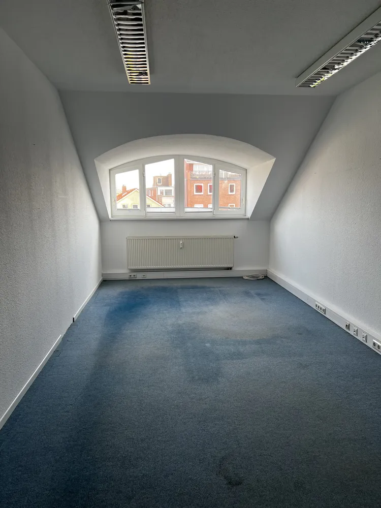 2 Zimmer Wohnung mit 63 m² in Cuxhaven – Bild 2
