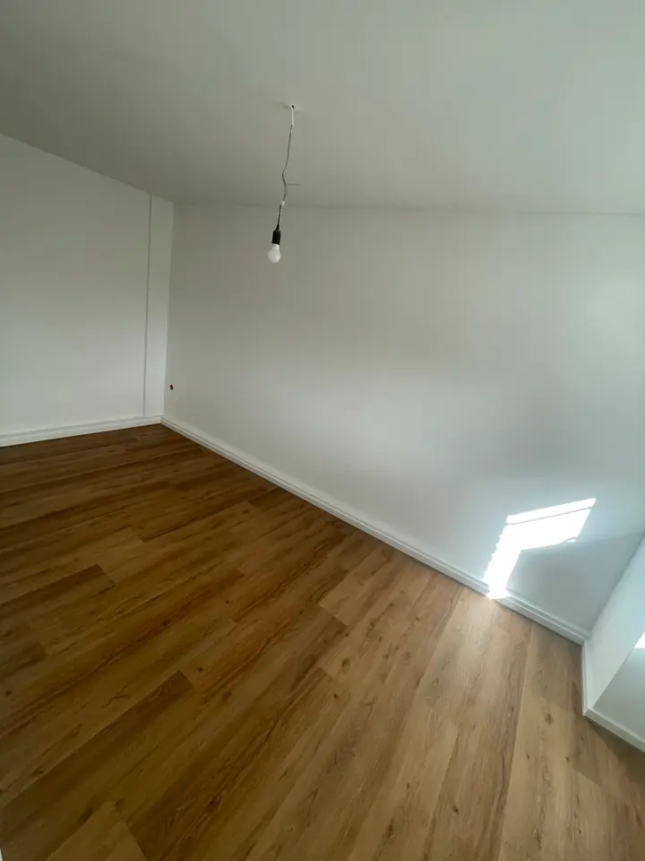 8 Zimmer Haus mit 180 m² in Kaarst – Bild 1