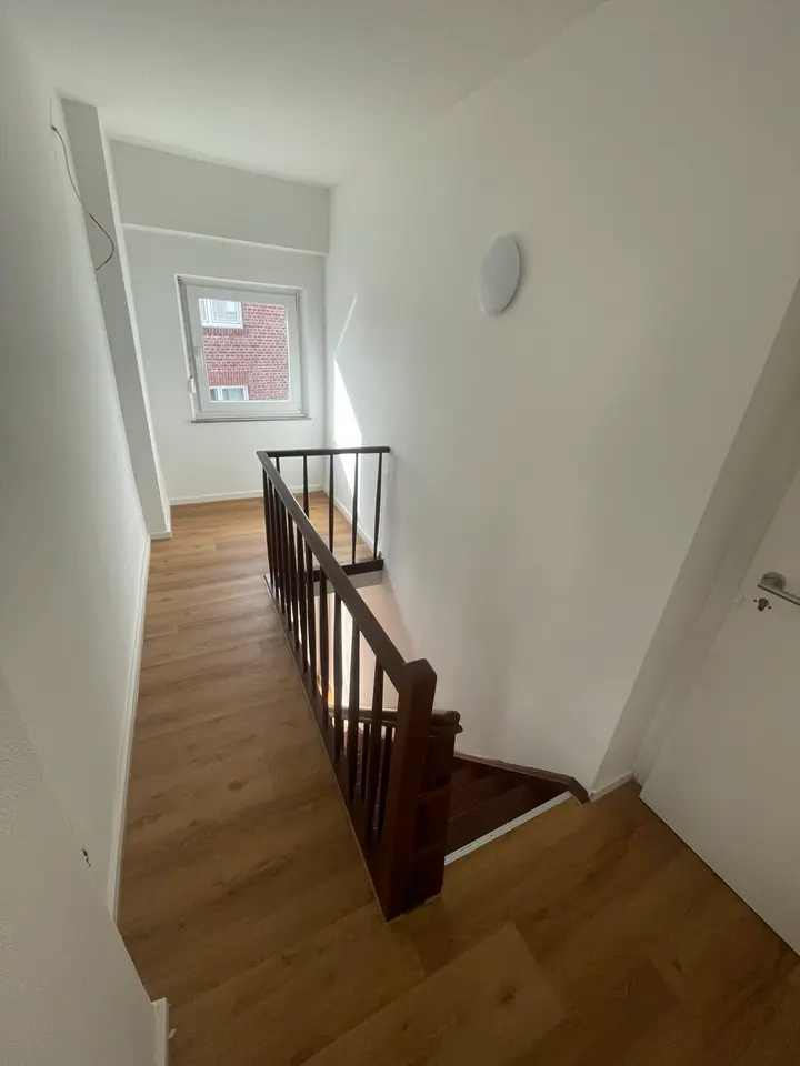 8 Zimmer Haus mit 180 m² in Kaarst – Bild 4
