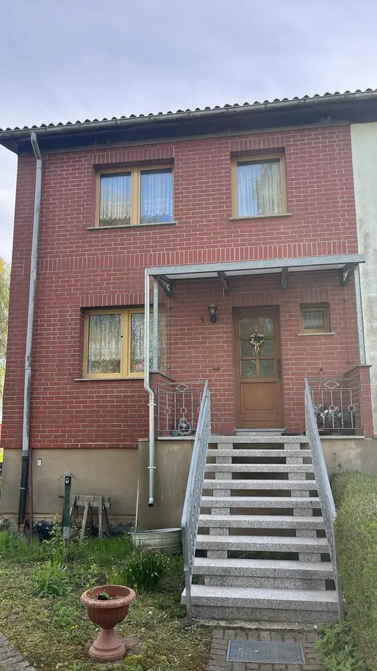 5 Zimmer Haus mit 105 m² in Schwerin – Bild 1