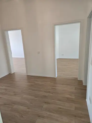 4 Zimmer Wohnung mit 107 m² in Frankfurt am Main – Bild 8