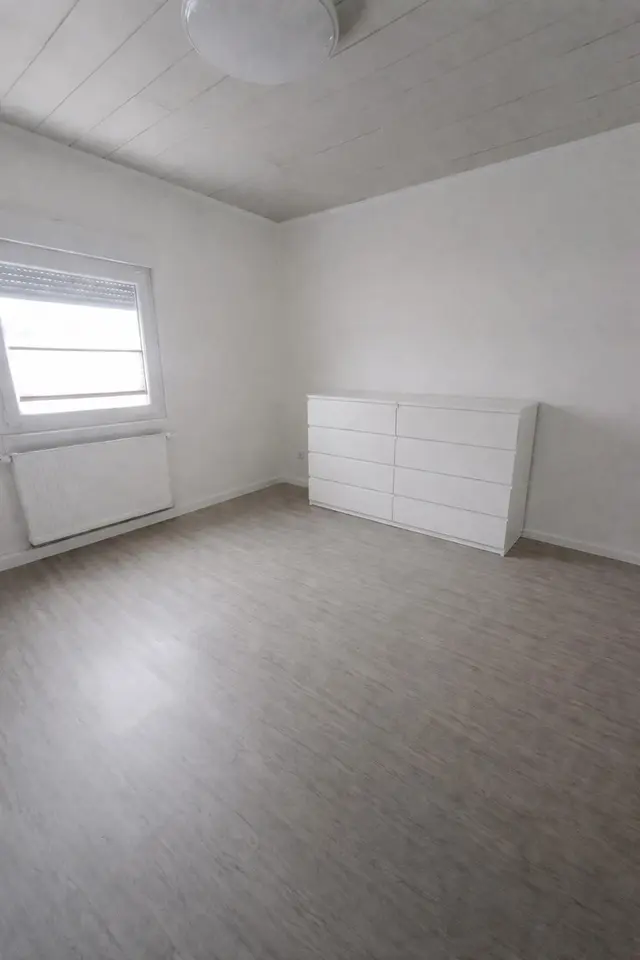 4 Zimmer Wohnung mit 100 m² in Rüsselsheim am Main – Bild 9