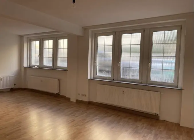 2 Zimmer Wohnung mit 92 m² in Plauen – Bild 9