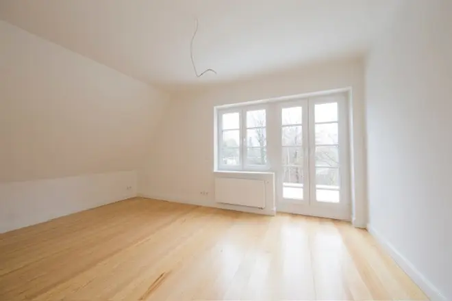 8 Zimmer Haus mit 260 m² in Hamburg – Bild 9