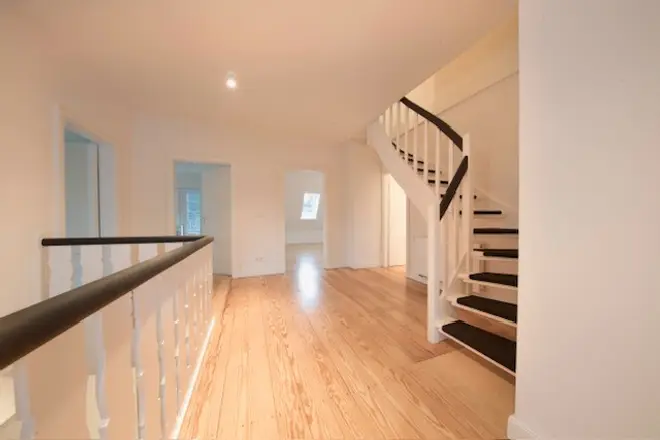8 Zimmer Haus mit 260 m² in Hamburg – Bild 10