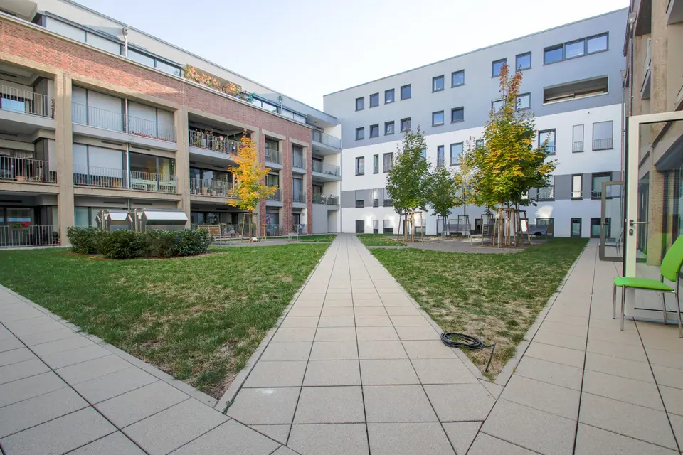 2 Zimmer Wohnung mit 124 m² in Saarbrücken – Bild 3