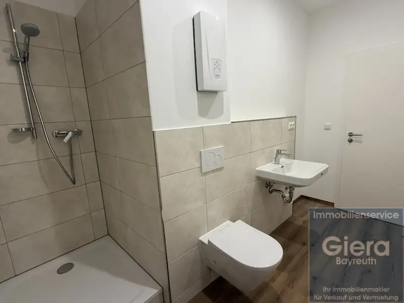 8 Zimmer Wohnung mit 15 m² in Bayreuth – Bild 5