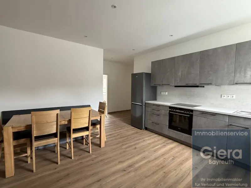 8 Zimmer Wohnung mit 15 m² in Bayreuth – Bild 10