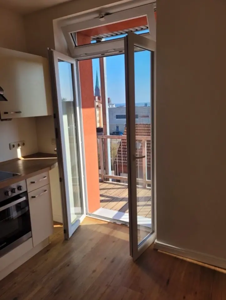 2 Zimmer Wohnung mit 58 m² in Schwerin – Bild 2