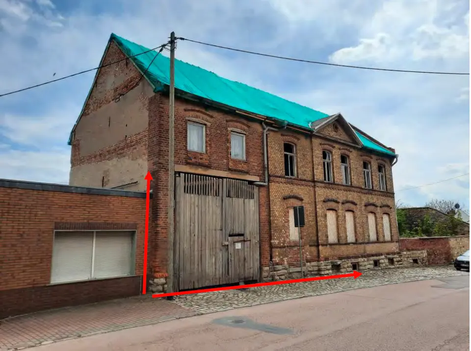 8 Zimmer Haus mit 162 m² in Aschersleben – Bild 1