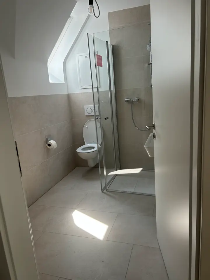 4 Zimmer Wohnung mit 100 m² in Würzburg – Bild 6