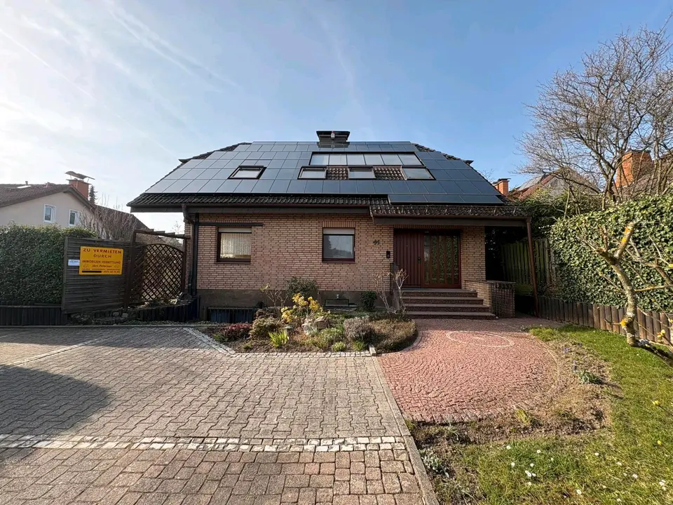 7 Zimmer Haus mit 200 m² in Oberursel – Bild 1