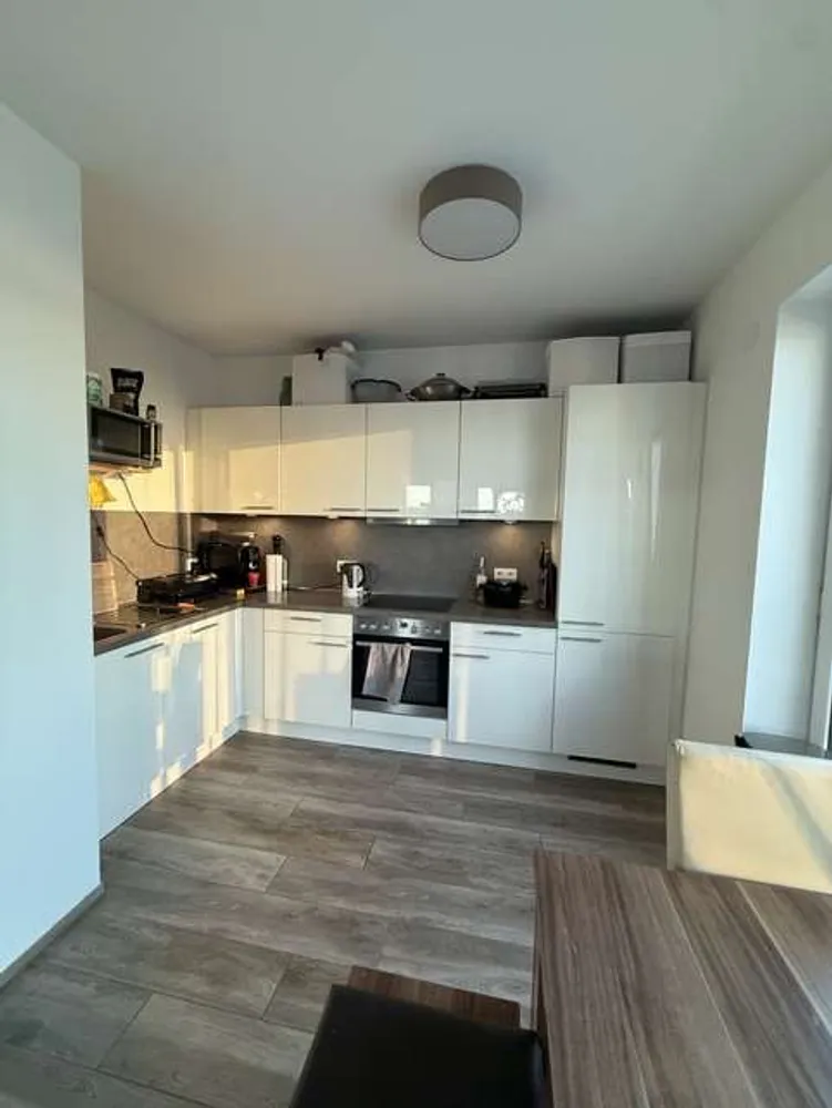 2 Zimmer Wohnung mit 70 m² in Frankfurt am Main – Bild 2