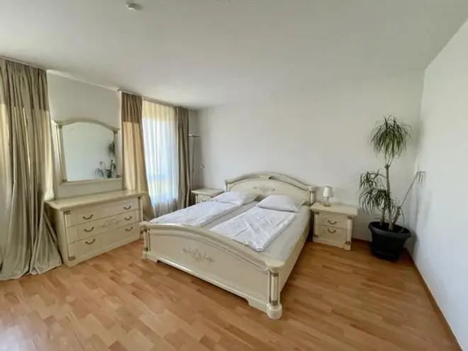 4 Zimmer Haus mit 140 m² in Köln – Bild 10