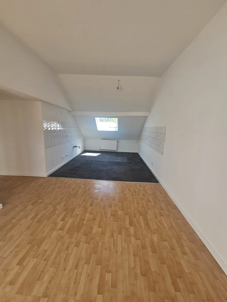 6 Zimmer Wohnung mit 114 m² in Offenbach am Main – Bild 1