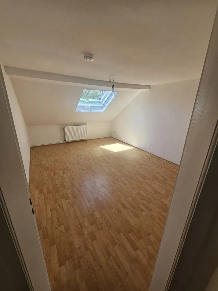 6 Zimmer Wohnung mit 114 m² in Offenbach am Main – Bild 8