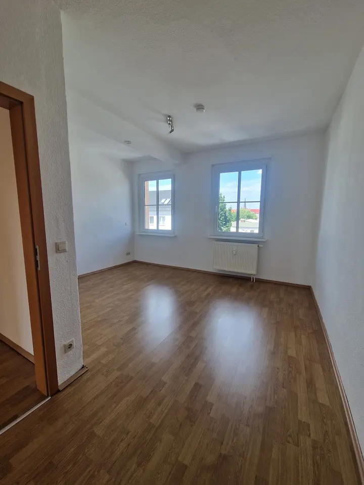 2 Zimmer Wohnung mit 74 m² in Dessau-Roßlau – Bild 1