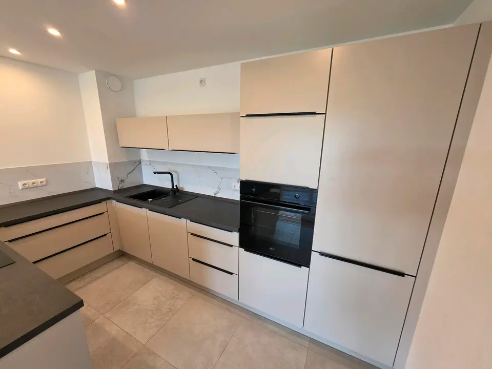 2 Zimmer Wohnung mit 65 m² in Bayreuth – Bild 2