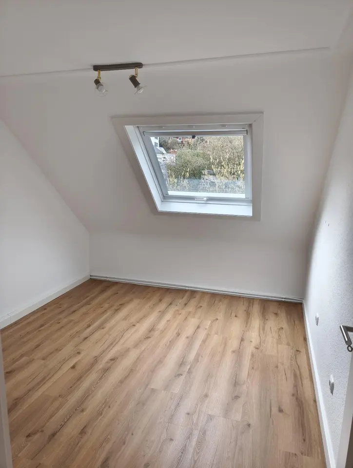 5 Zimmer Wohnung mit 110 m² in Siegen – Bild 7
