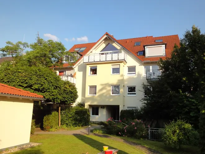 4 Zimmer Wohnung mit 121 m² in Stuttgart – Bild 2