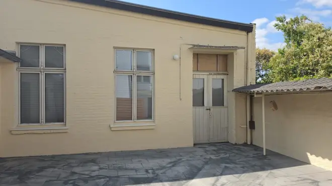 2 Zimmer Wohnung mit 102 m² in Neuss – Bild 3