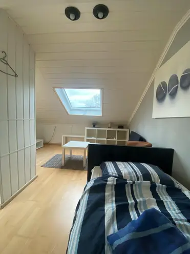 WG-Zimmer mit 14 m² in Köln – Bild 7