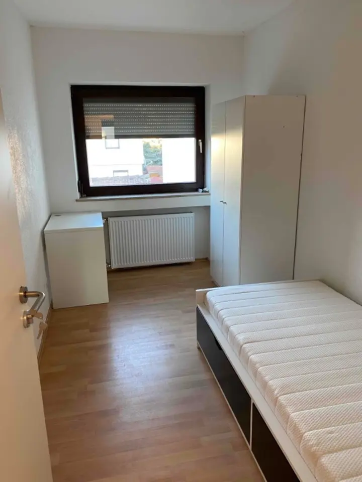 WG-Zimmer mit 10 m² in Fellbach – Bild 1