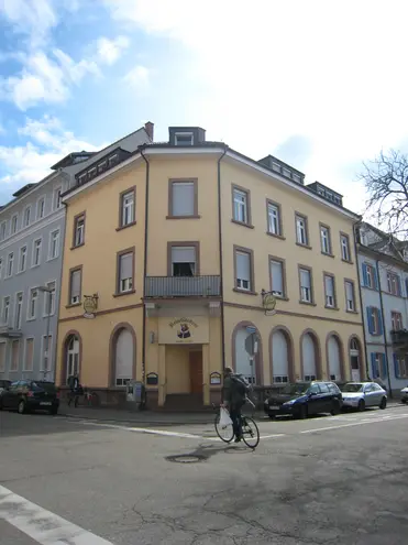 2 Zimmer Wohnung mit 42 m² in Freiburg im Breisgau – Bild 1