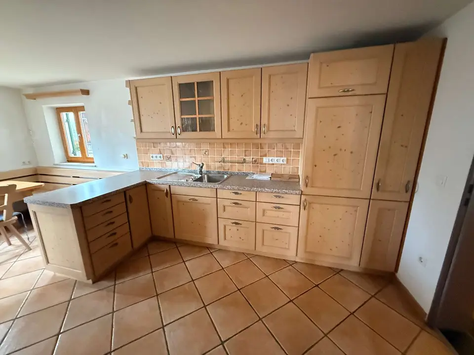 8 Zimmer Haus mit 240 m² in Rosenheim – Bild 2