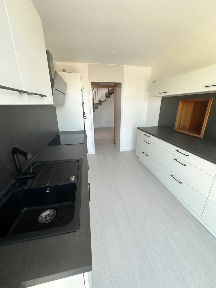 4 Zimmer Wohnung mit 140 m² in Karlsruhe – Bild 10