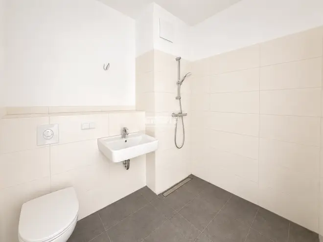 5 Zimmer Wohnung mit 110 m² in Erfurt – Bild 3