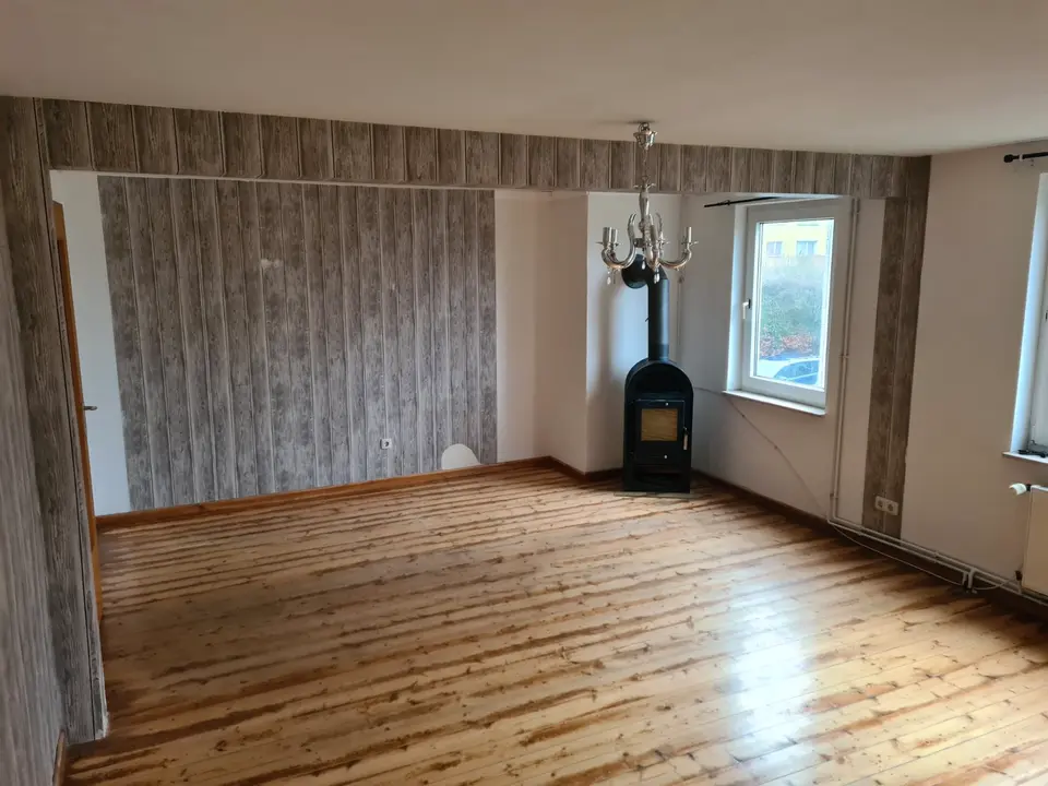 5 Zimmer Wohnung mit 180 m² in Einbeck – Bild 1