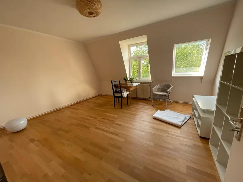 WG-Zimmer mit 90 m² in Frankfurt am Main – Bild 2
