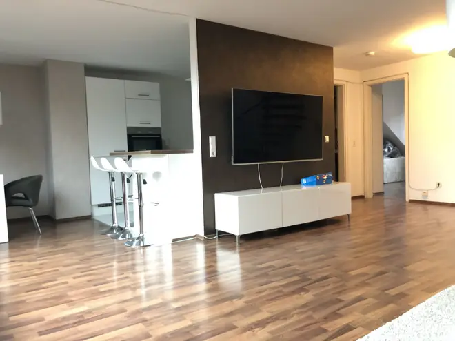 4 Zimmer Wohnung mit 105 m² in Stuttgart – Bild 3