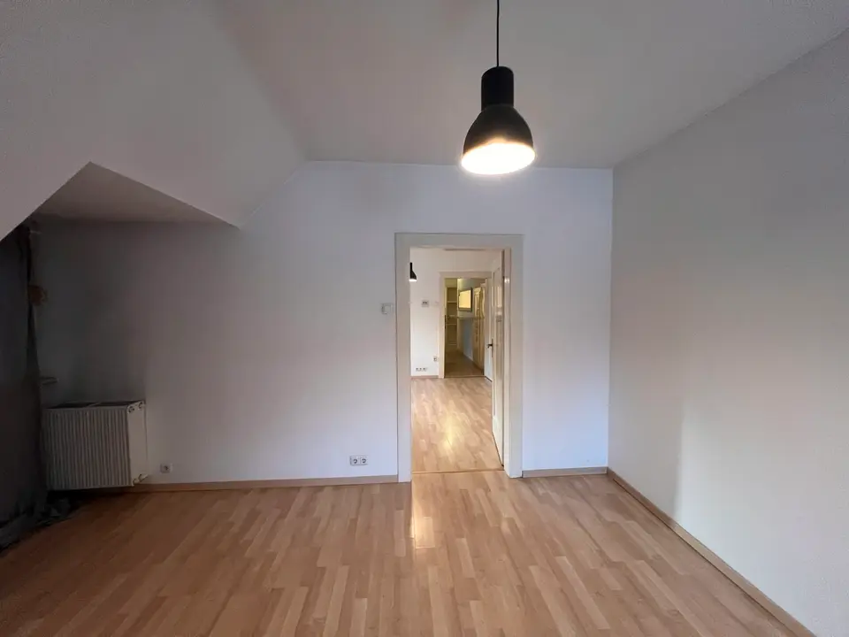 2 Zimmer Wohnung mit 65 m² in Karlsruhe – Bild 2