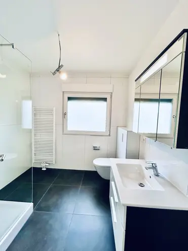 4 Zimmer Haus mit 135 m² in Wiesbaden – Bild 12